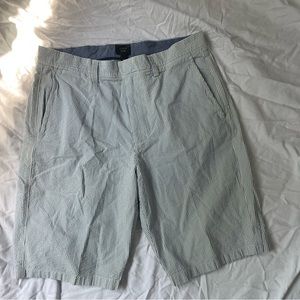 J Crew Mens Shorts 31” W
